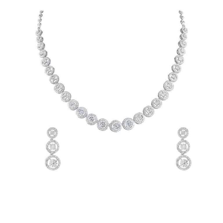 classy Diamond necklace